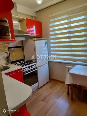 2-комнатная квартира, этаж 3 из 5, 46 м²
