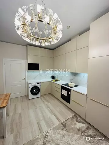 2-комнатная квартира, этаж 11 из 12, 50 м², на длительный срок