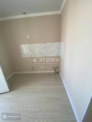 1-комнатная квартира, этаж 8 из 9, 35 м²