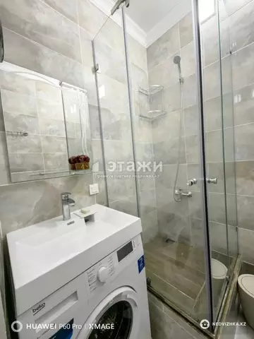 1-комнатная квартира, этаж 1 из 12, 42 м²