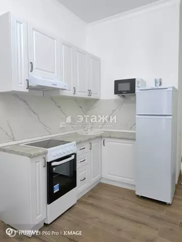 1-комнатная квартира, этаж 1 из 12, 42 м²