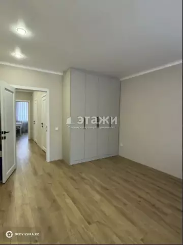 2-комнатная квартира, этаж 4 из 9, 72 м²