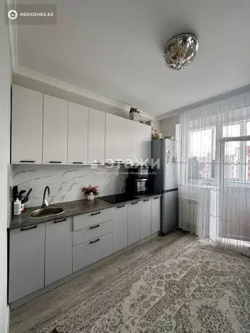 1-комнатная квартира, этаж 8 из 9, 33 м²