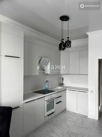 2-комнатная квартира, этаж 3 из 8, 66 м²