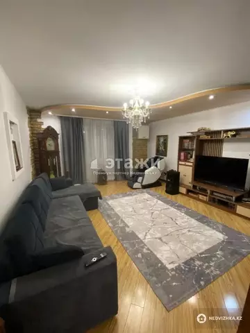 3-комнатная квартира, этаж 14 из 18, 94 м²