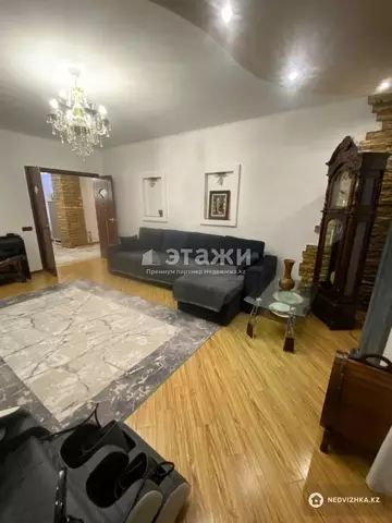 3-комнатная квартира, этаж 14 из 18, 94 м²