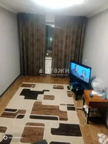 2-комнатная квартира, этаж 3 из 5, 40 м²