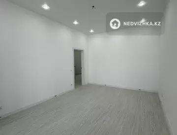 3-комнатная квартира, этаж 1 из 5, 104 м²