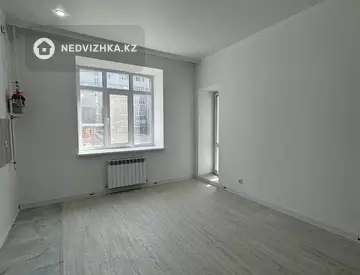 3-комнатная квартира, этаж 1 из 5, 104 м²