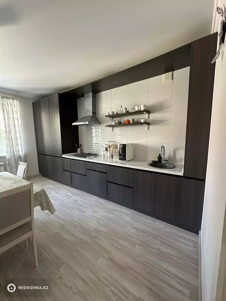 106 м², 3-комнатная квартира, этаж 2 из 5, 106 м², изображение - 1