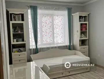 3-комнатная квартира, этаж 2 из 5, 106 м²