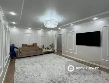 3-комнатная квартира, этаж 2 из 5, 101 м²