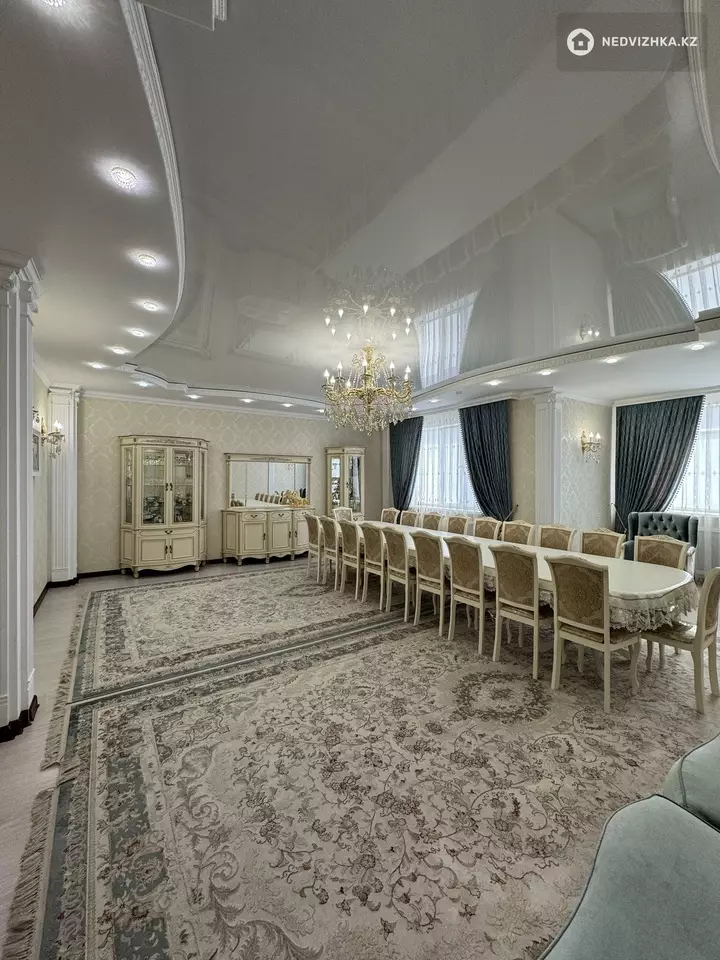 205 м², 5-комнатная квартира, этаж 3 из 4, 205 м², изображение - 1