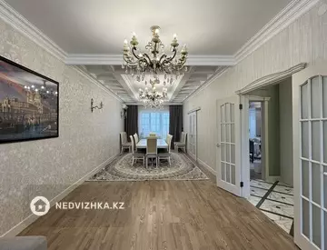 5-комнатная квартира, этаж 1 из 1, 480 м²