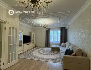 5-комнатная квартира, этаж 1 из 1, 480 м²
