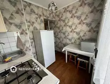 1-комнатная квартира, этаж 4 из 4, 36 м², на длительный срок
