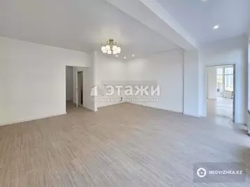 2-комнатная квартира, этаж 2 из 10, 73 м²