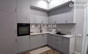4-комнатная квартира, этаж 7 из 13, 96 м², на длительный срок