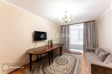 2-комнатная квартира, этаж 7 из 12, 70 м²