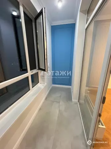 3-комнатная квартира, этаж 4 из 12, 100 м²