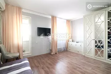 1-комнатная квартира, этаж 2 из 13, 57 м²