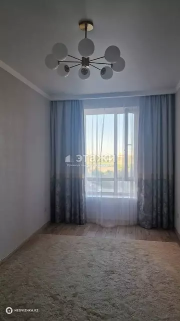 1-комнатная квартира, этаж 4 из 12, 39 м²