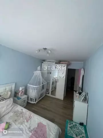 2-комнатная квартира, этаж 3 из 5, 59 м²