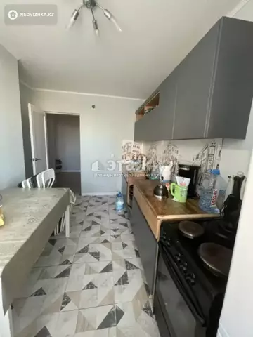 2-комнатная квартира, этаж 3 из 5, 59 м²