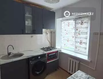 3-комнатная квартира, этаж 4 из 5, 62 м²