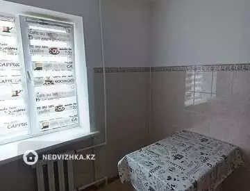 3-комнатная квартира, этаж 4 из 5, 62 м²