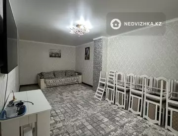2-комнатная квартира, этаж 2 из 9, 67 м²