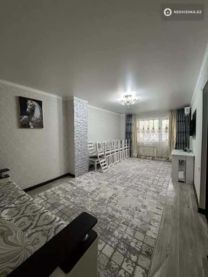 67 м², 2-комнатная квартира, этаж 2 из 9, 67 м², изображение - 1