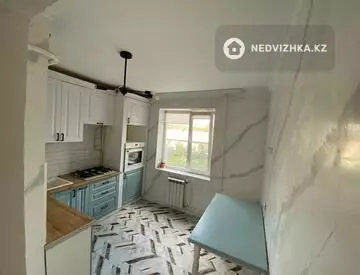 2-комнатная квартира, этаж 2 из 9, 53 м²