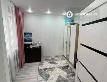 4-комнатная квартира, этаж 5 из 5, 63 м²