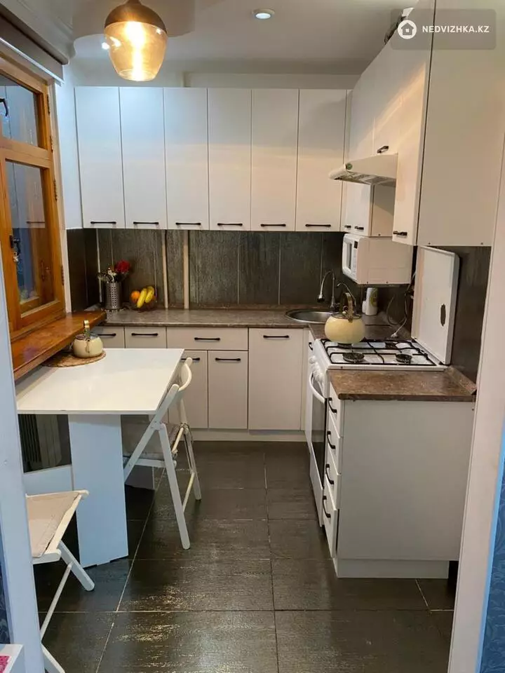 65 м², 3-комнатная квартира, этаж 2 из 5, 65 м², изображение - 1