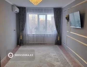 3-комнатная квартира, этаж 4 из 5, 65 м²