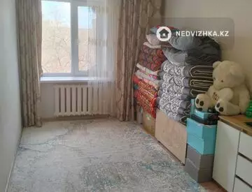 3-комнатная квартира, этаж 4 из 5, 65 м²