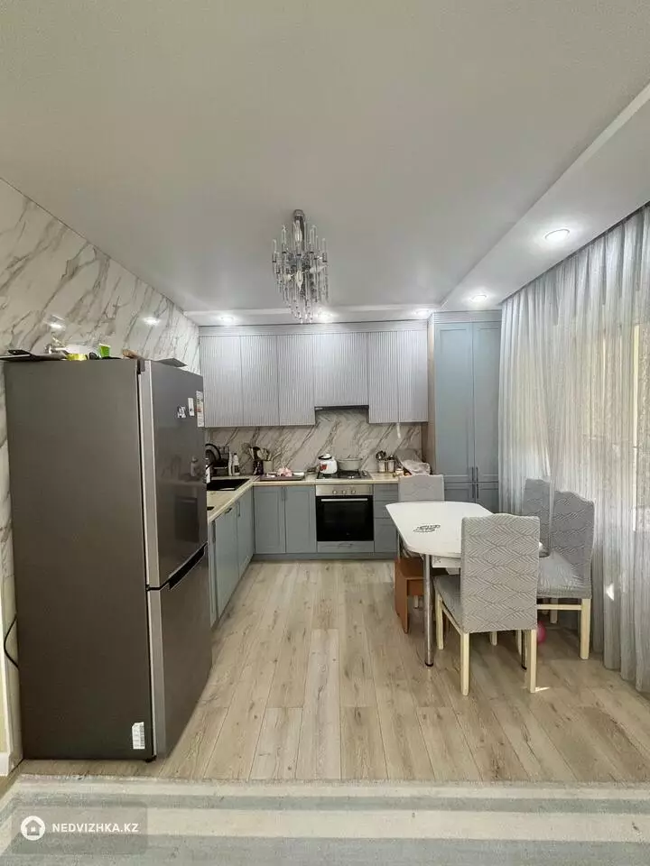 65 м², 2-комнатная квартира, этаж 9 из 9, 65 м², изображение - 1