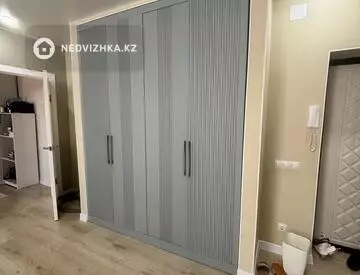 2-комнатная квартира, этаж 9 из 9, 65 м²