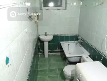 2-комнатная квартира, этаж 2 из 2, 56 м²