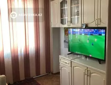 57.1 м², 2-комнатная квартира, этаж 2 из 5, 57 м², изображение - 1