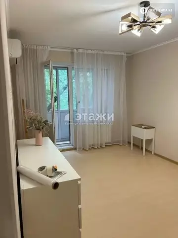 2-комнатная квартира, этаж 3 из 5, 43 м²