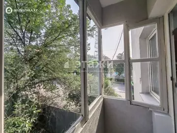 2-комнатная квартира, этаж 2 из 4, 42 м², на длительный срок