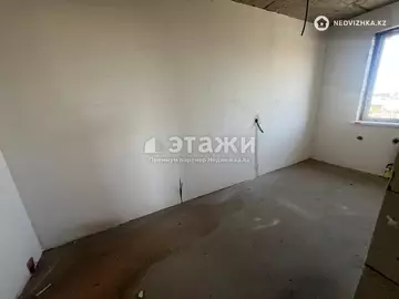 3-комнатная квартира, этаж 14 из 25, 82 м²