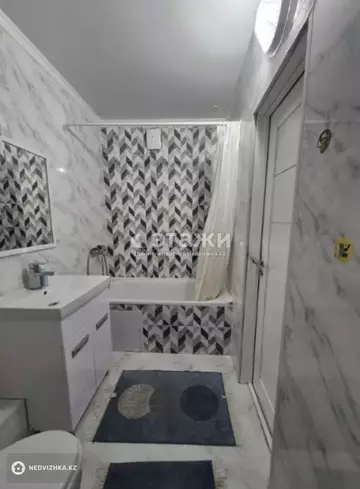 2-комнатная квартира, этаж 3 из 5, 50 м²