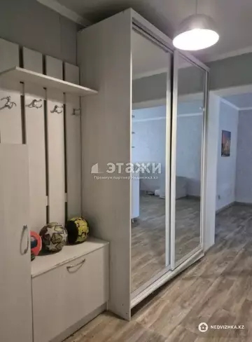 2-комнатная квартира, этаж 3 из 5, 50 м²