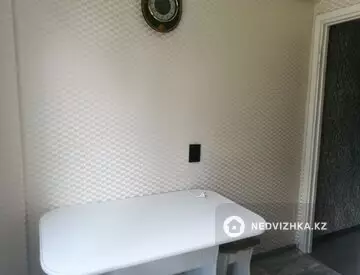 1-комнатная квартира, этаж 2 из 5, 30 м²