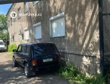 Офисное помещение, этаж 1 из 2, в административном здании, 112 м², на длительный срок
