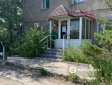 Офисное помещение, этаж 1 из 2, в административном здании, 112 м², на длительный срок