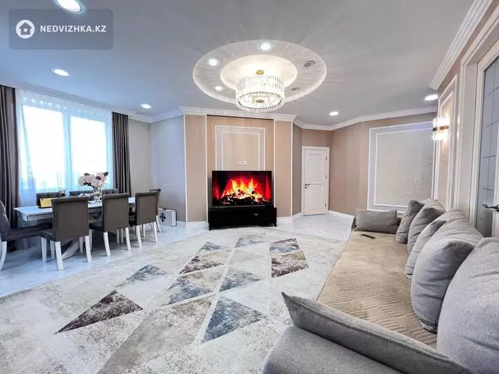 126 м², 3-комнатная квартира, этаж 4 из 8, 126 м², изображение - 1
